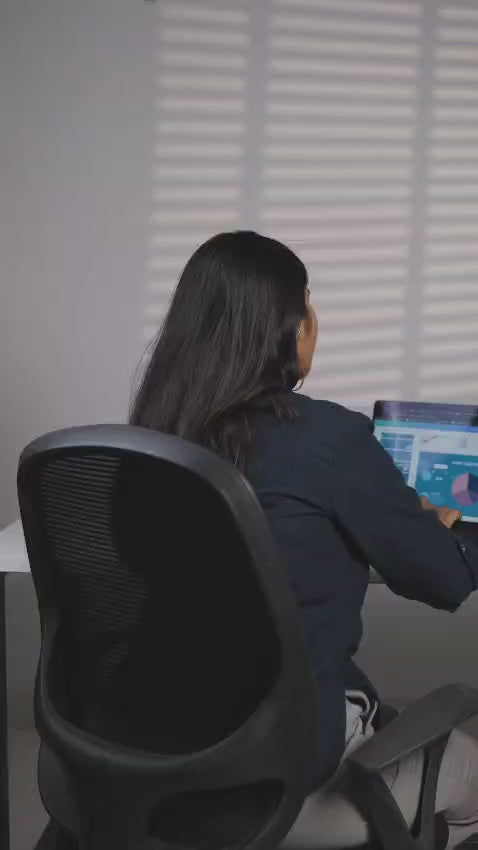 Vanyam Girik Pain-Relief Roll-On | Instant Relief for Aches & Joint Pain | Ayurvedic Roll-On